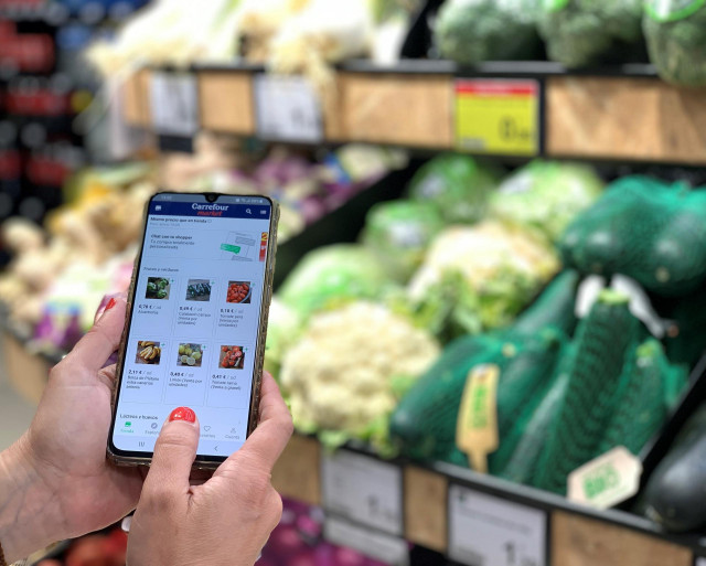 Carrefour se alía con Lola Market