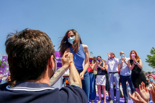 La nueva líder de Podemos, Ione Belarra, tras ser elegida como secretaria general del partido con el 89% de los votos con su candidatura `Crecer´, en la IV Asamblea Ciudadana Estatal de Podemos, a 13 de junio de 2021, en el Auditorio Parque de Lucía de Al