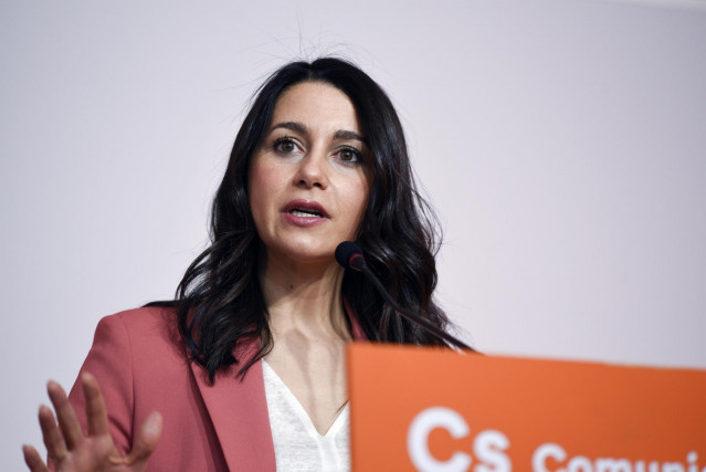 La líder de Cs, Inés Arrimadas, en rueda de prensa