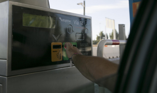 Archivo - Imágenes de recurso de la autopista de peaje Sevilla