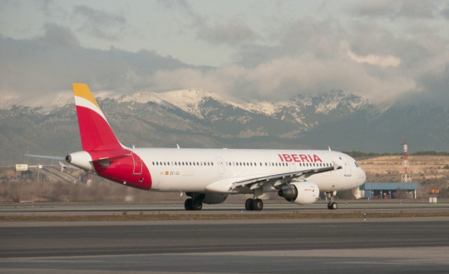 Archivo - Avión de Iberia.