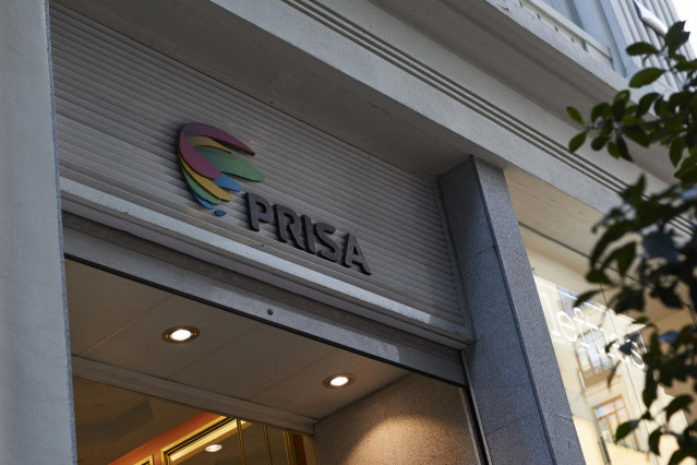 Archivo - Logo de Grupo Prisa en domicilio Social, en la Gran Vía, 32 de Madrid (España), a 19 de noviembre de 20202.