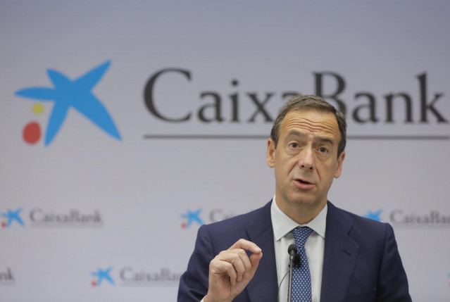 El consejero delegado de CaixaBank, Gonzalo Gortázar, en rueda de prensa este viernes