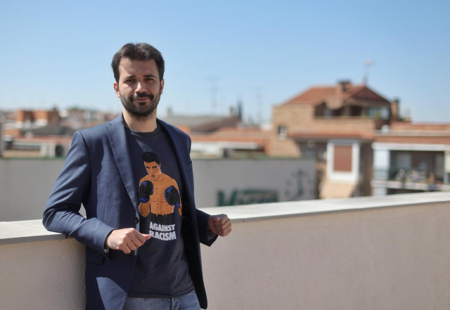 El secretario primero de la Mesa del Congreso y secretario de Educación de la dirección estatal de Podemos, Javier Sánchez Serna, durante una entrevista para Europa Press en la sede de Podemos, a 30 de julio de 2021, en Madrid (España).