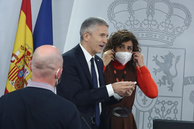 Archivo - El ministro de Interior, Fernando Grande-Marlaska y la ministra de Hacienda, María Jesús Montero