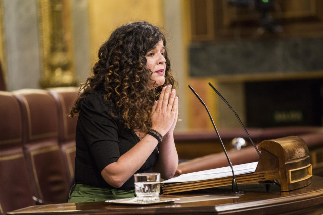 Archivo - La diputada de Unidas Podemos por Asturias, Sofía Fernández Castañón, interviene en una sesión plenaria en el Congreso de los Diputados.