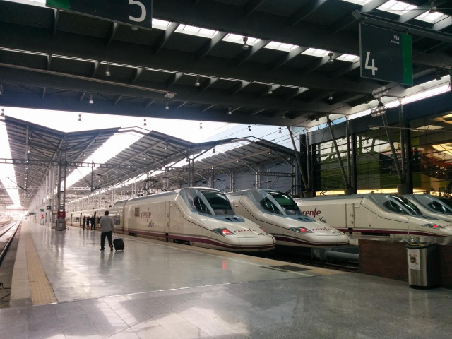 Archivo - Trenes de Renfe