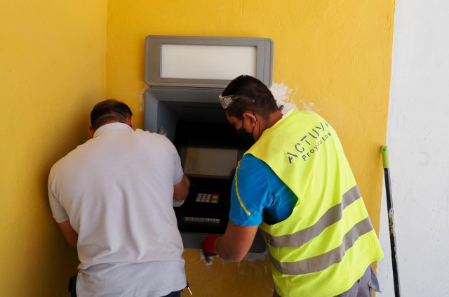 Cajerio instalado por la  Diputación de Valladolid