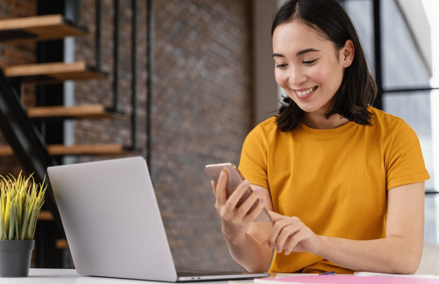 Archivo - FacePhi prestará servicios de identificación digital con reconocimiento facial a Banco Santander.