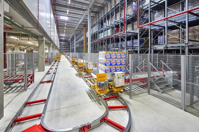 Archivo - Almacén de Henkel en Montornés del Vallès (Barcelona)