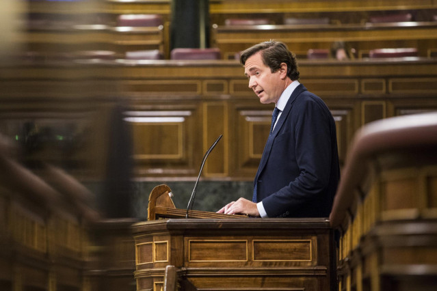 Archivo - El diputado del PP Pablo Hispán durante una sesión plenaria en el Congreso de los Diputados, a 8 de junio de 2021, en Madrid, (España).