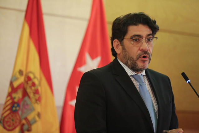 Archivo - El consejero en funciones de Vivienda y Administración Local en la Comunidad de Madrid, David Pérez