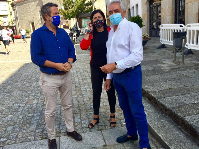 Elena Candia, Jaime de Olano y Manuel Varela (PP)