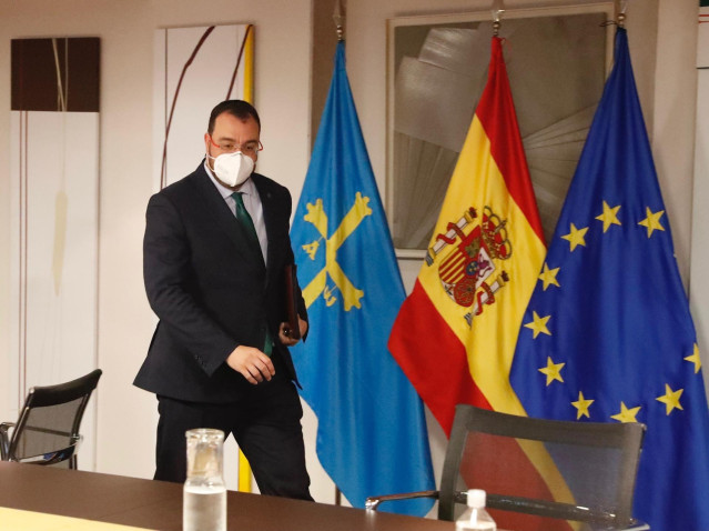 El presidente del Principado de Asturias, Adrián Barbón