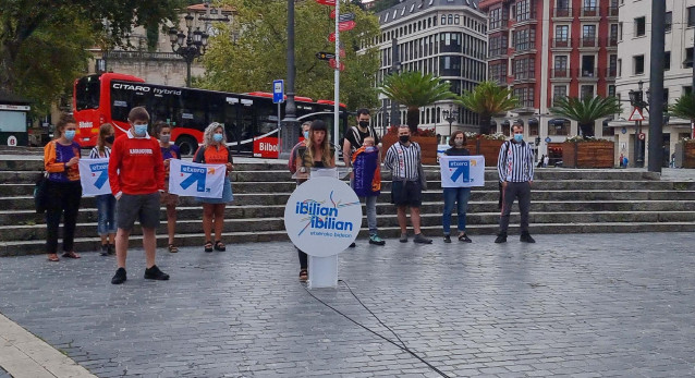 Presentación de la manifestación de Sare en Bilbao a favor de los derechos de los presos.