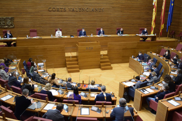 Archivo - Imagen de archivo de un pleno de Les Corts Valencianes.