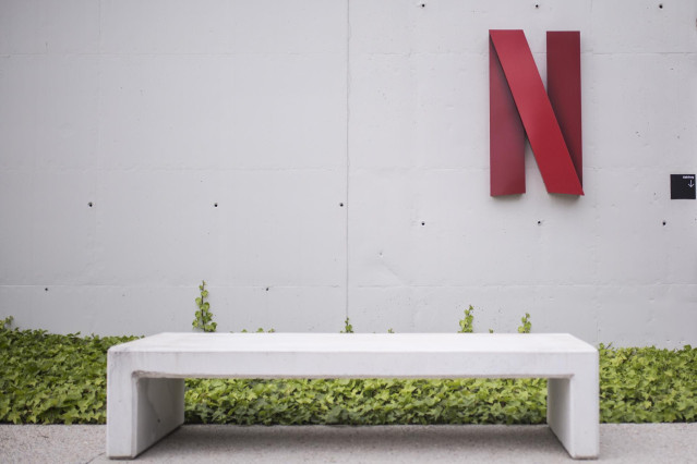 Archivo - Sede de Netflix en España