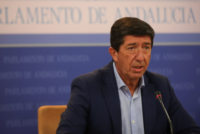 El vicepresidente de la Junta y coordinador autonómico de Cs, Juan Marín, este jueves en rueda de prensa.