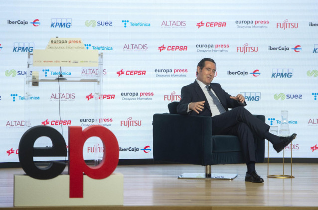Archivo - El presidente de la CEOE, Antonio Garamendi, participa en los Desayunos Informativos de Europa Press en el Auditorio El Beatriz Madrid el pasado 13 de julio de 2021, en Madrid