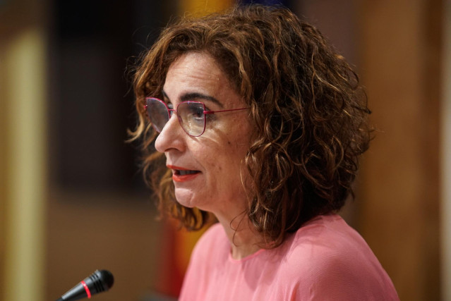 Archivo - La ministra de Hacienda y Función Pública, María Jesús Montero, en una imagen de archivo.