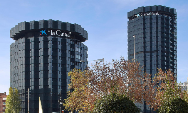 Archivo - Sede de CaixaBank.