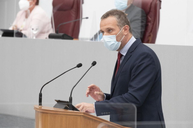 El portavoz del Grupo Parlamentario, Joaquín Segado