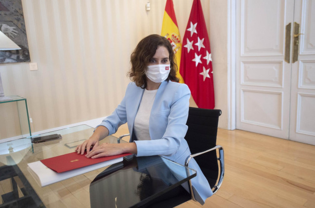 La presidenta de la Comunidad de Madrid, Isabel Díaz Ayuso, en la sede del Gobierno regional, a 6 de septiembre de 2021, en Madrid, (España). La presidenta madrileña mantiene este lunes una nueva ronda de reuniones con los portavoces parlamentarios de la