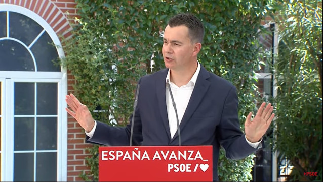 El portavoz del Grupo Parlamentario Socialista en el Congreso, Héctor Gómez,