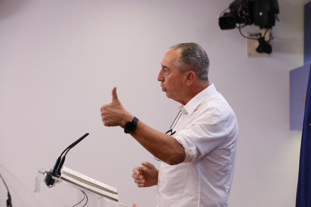 El diputado de Compromís en el Congreso, Joan Baldoví, ofrece una rueda de prensa en el Congreso de los Diputados, a 7 de septiembre de 2021, en Madrid (España).