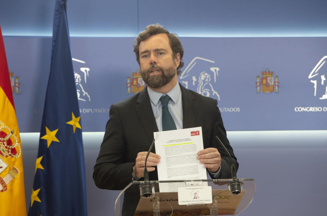 Archivo - El portavoz parlamentario de Vox, Iván Espinosa de los Monteros