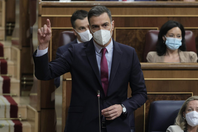 El presidente del Gobierno, Pedro Sánchez, en la sesión de control al Gobierno