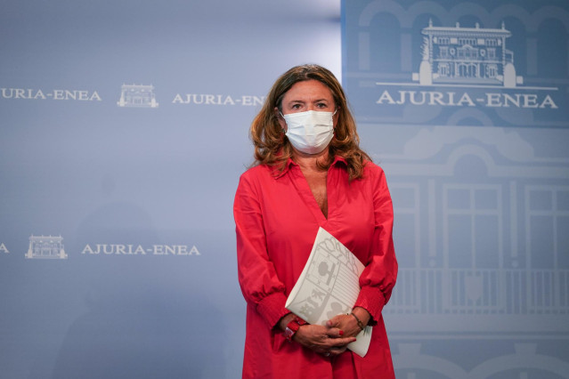 Archivo - La consejera de Salud, Gotzone Sagardui