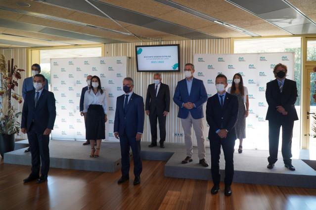 El lehendakari preside el acto de apertura del año académico de Mondragon Unibertsitatea