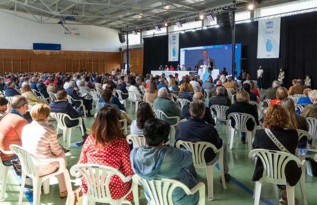 El presidente del PPdeG, Alberto Núñez Feijóo, interviene ante el Congreso Provincial de Lugo.