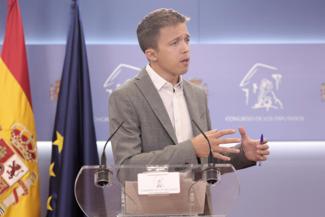 El líder de Más País, Íñigo Errejón, en una rueda anterior a la celebración de la Junta de Portavoces