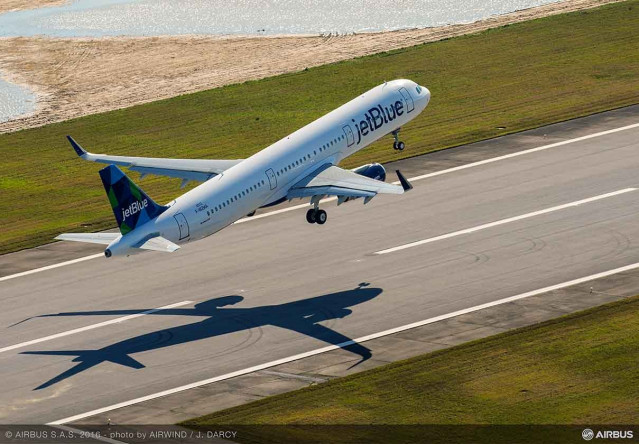 Archivo - Avión A321.