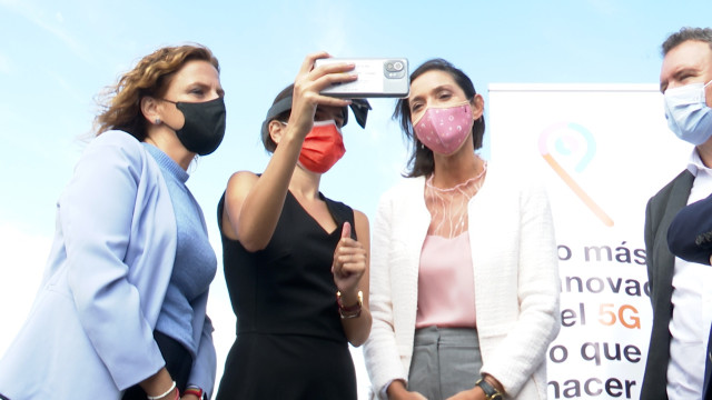 Maroto visita en València un proyecto de ocio y turismo realizado a través de la tecnología 5G