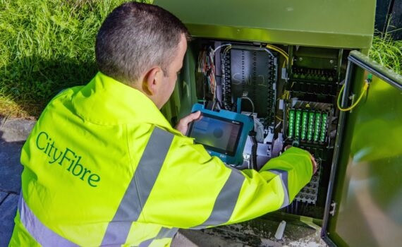 Operador de CityFibre, operador mayorista de fibra de Reino Unido que ha levantado más de 1.300 millones de euros para continuar con sus despliegues.