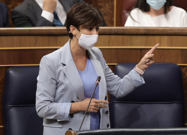 La ministra Portavoz, Isabel Rodríguez, interviene en una sesión de control al Gobierno en el Congreso de los Diputados, a 22 de septiembre de 2021, en Madrid, (España). Este pleno, marcado por la comparecencia de la ministra de Hacienda para explicar “el