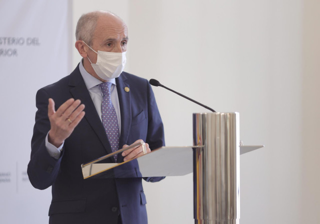 Archivo - El vicelehendakari primero y consejero de Seguridad o, Josu Erkorek, ofrece una rueda de prensa tras la reunión de la Junta de Seguridad en el Ministerio de Trabajo, a 18 de junio de 2021, en Madrid