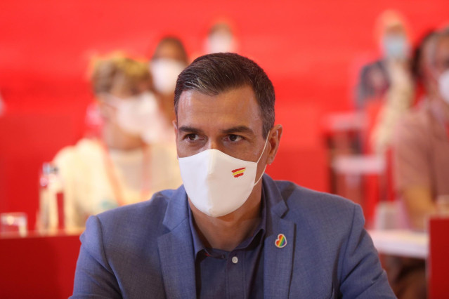 Archivo - El presidente del Gobierno, Pedro Sánchez, durante una reunión de los componentes del Comité Federal del PSOE, a 3 de julio de 2021, en Madrid, (España)
