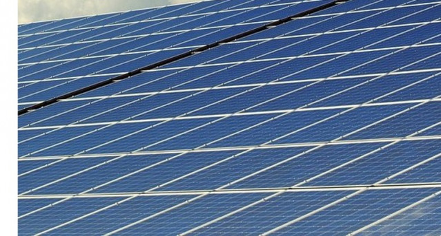 Placa solar fotovoltaica