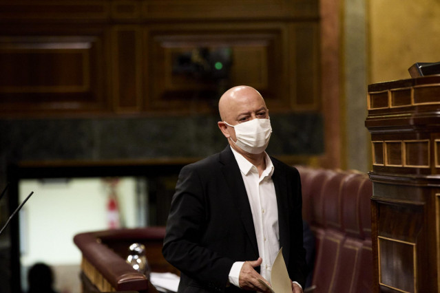 Archivo - El diputado vasco del PSOE, Odón Elorza, en una sesión plenaria en el Congreso
