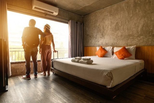 El 'puente del Pilar' disparó las reservas hoteleras y alcanzó un 40% más de gasto que en 2019, según Quehoteles.Com.