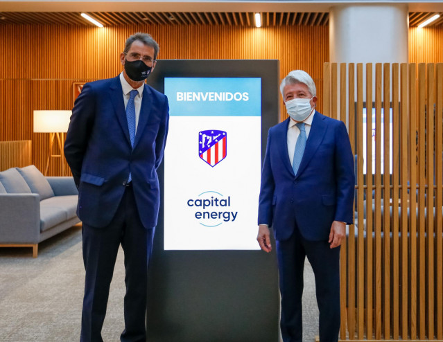 Representantes de Capital Energy y Atletico de Madrid