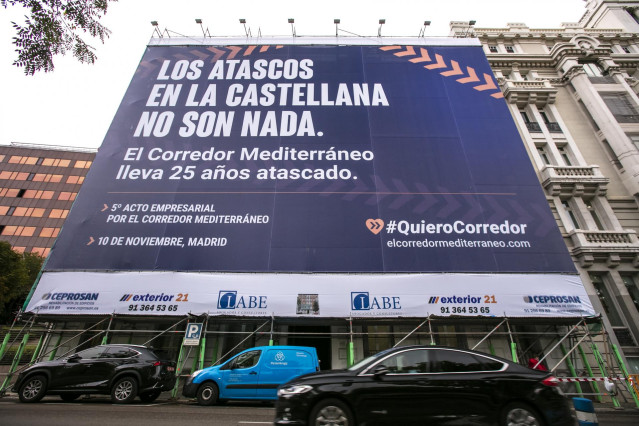 Lona de QuieroCorredor