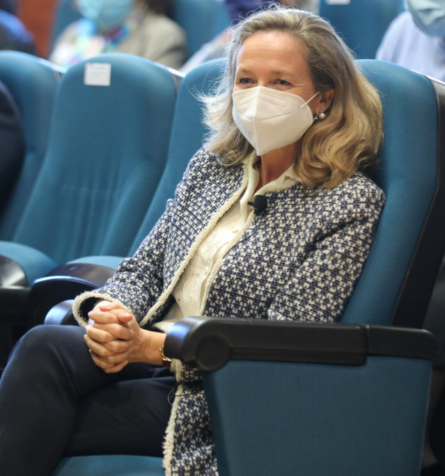 La vicepresidenta primera y ministra de Asuntos Económicos, Nadia Calviño.