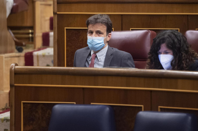 Archivo - El presidente del grupo parlamentario de Unidas Podemos en el Congreso, Jaume Asens, en una sesión plenaria en el Congreso de los Diputados, a 22 de junio de 2021, en Madrid, (España).
