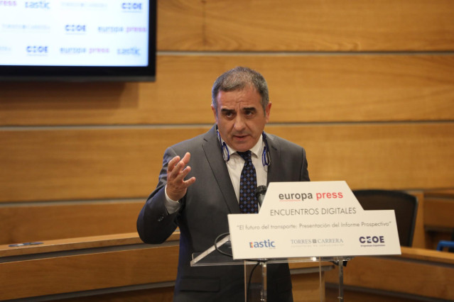 Archivo - El director general de ASTIC, Ramón Valdivia, interviene en un Encuentro Informativo de EP ASTIC & Torres y Carrera