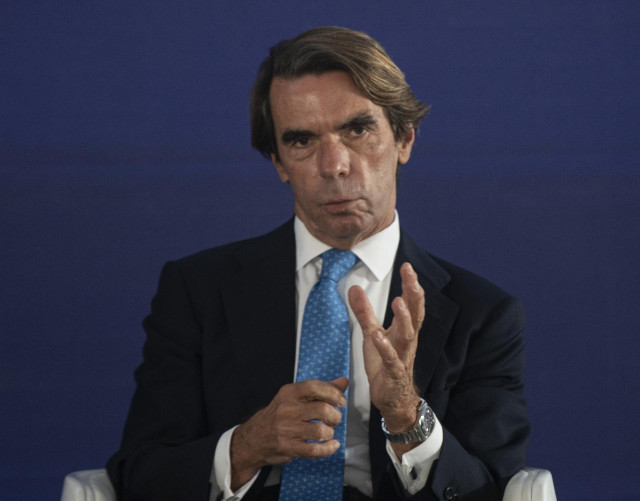 Archivo - El expresidente del Gobierno José María Aznar, durante su intervención en la convención sobre 'La fortaleza de las instituciones' en el marco de la Convención Nacional del PP. A 30 de septiembre de 2021, en Sevilla (Andalucía, España).